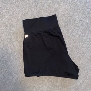 fabletics shorts !!